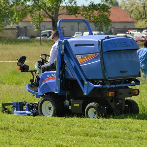 Iseki SF224 Out Front Mower available at Nigel Rafferty Groundcare, Cornwall