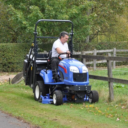 Iseki SXG323+ Ride on Mower available at Nigel Rafferty Groundcare, Cornwall